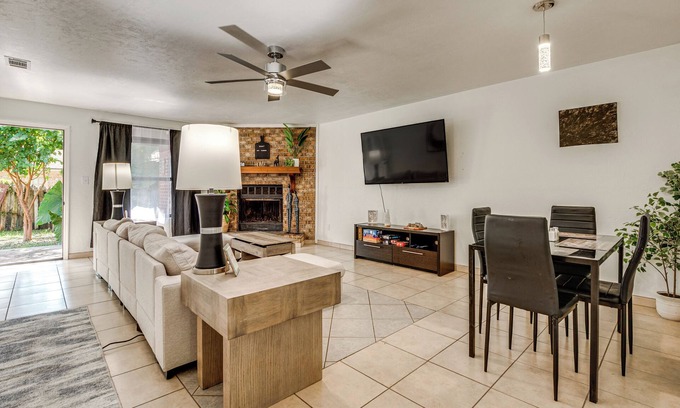 Tallahassee Apartamento | Group-Friendly Rental 5 Mi to Dtwn Tallahassee!