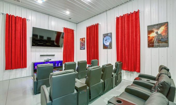 Cadillac Casa | Group Getaway in Cadillac MI W/ Theater Room