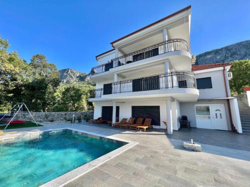 Bribir Casa | Group holiday villa with pool