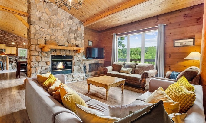 Saint-Faustin-Lac-Carre Cabaña | Disfruta el lujo! Cabaña de 6bdr frente al mar en Laurentides, Mont Tremblant.