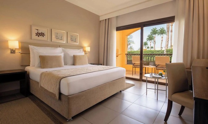 El Quseir Complejo | Group Stay l 3 Rooms, Full-service Spa, Pools and Near Marsa Alam Int'l Airport