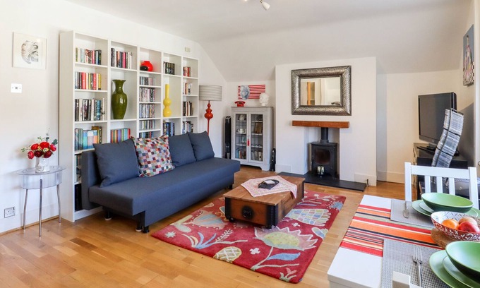 Royal Tunbridge Wells Cabaña | GROVE HILL ROAD in Royal Tunbridge Wells