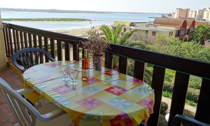 Port Rive Gauche Apartamento | Pies Gruissan Cita T2 en el agua con unas vistas preciosas de la playa Grazel