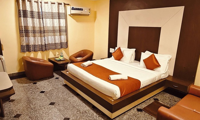 Alwarpet Hotel | GT Chamiers Park-Nr Apollo Cancer Centre