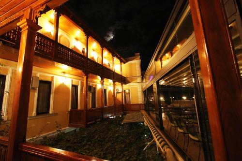 Avlabari Hotel | GTM Kapan