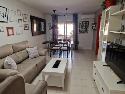 Guadalmar Apartamento | GUADALMARINA - Playa, Naturaleza y Ciudad