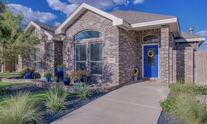 Midland Casa | Guadalupe Getaway