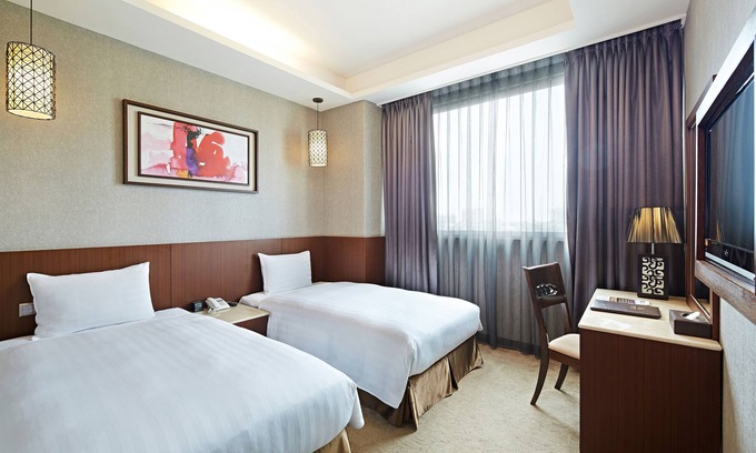 West District Hotel | Guanko Hotel