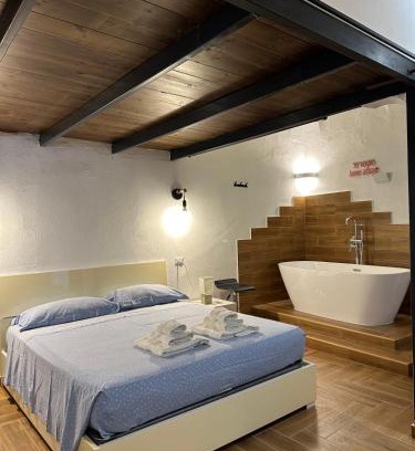 Naples Apartamento | Guarracino - Real Suite Capodimonte