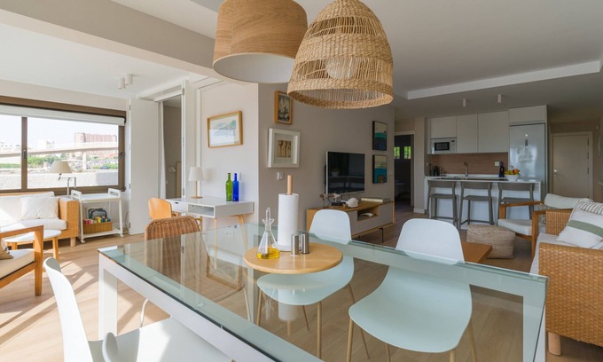 San Agustin Chalet De Esquí | Guayabo Beach Home by CanariasGetaway