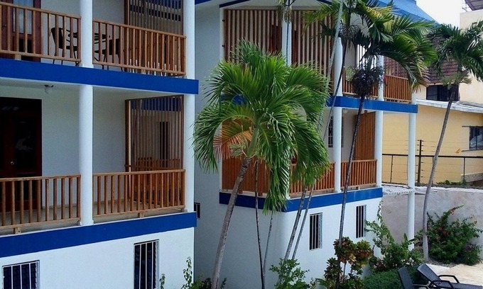 El Batey Apartamento | Guest-friendly room in central Sosua, pool/Wifi/cable TV, near everything