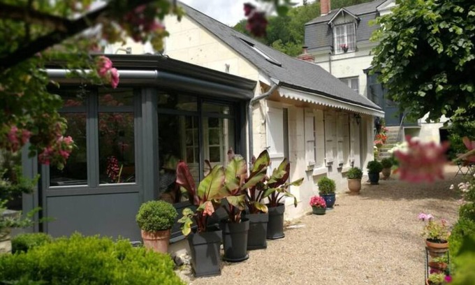 Montrichard Val de Cher Casa | Guest House Entière Gîte Le Pavillon Tilia