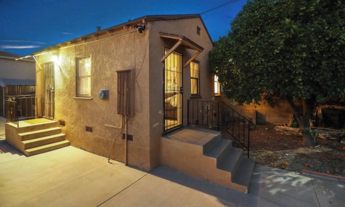 Harbor Casa | Guest Home in Lakewood