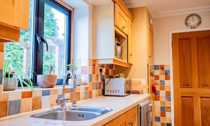 Whaddon Casa | Guest Homes | Longscroft Manor