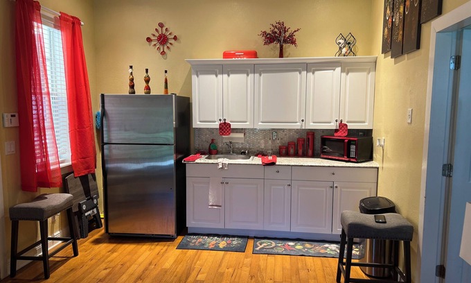 Hunt Club Apartamento | Guest House 1-bedroom with WiFi and AC in amazing West Palm Beach