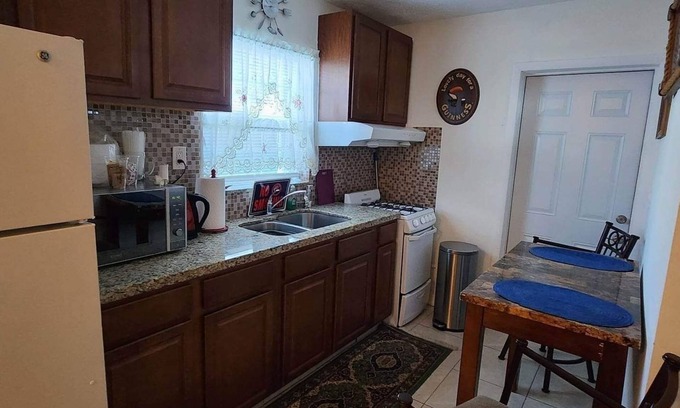 Parkside Apartamento | Guest house 15 min from the beach