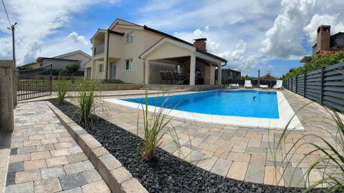 Trn Casa | Guest House Ana Marija