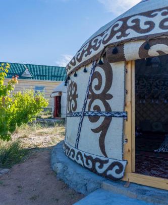 Issyk-Kul Region Casa | Guest house and yurt camp Svetlana