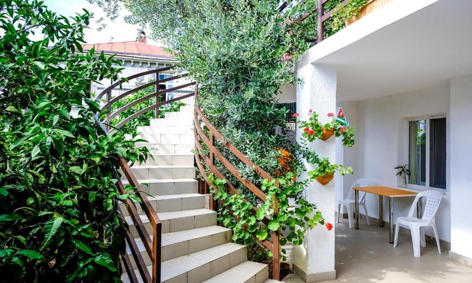 Gagra Casa | Guest House ASTRA