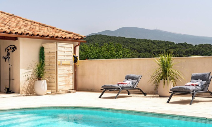 Crillon-le-Brave Apartamento | Casa de huéspedes 'Chambre De La Reine' con vistas a la montaña, Wi-Fi y aire acondicionado