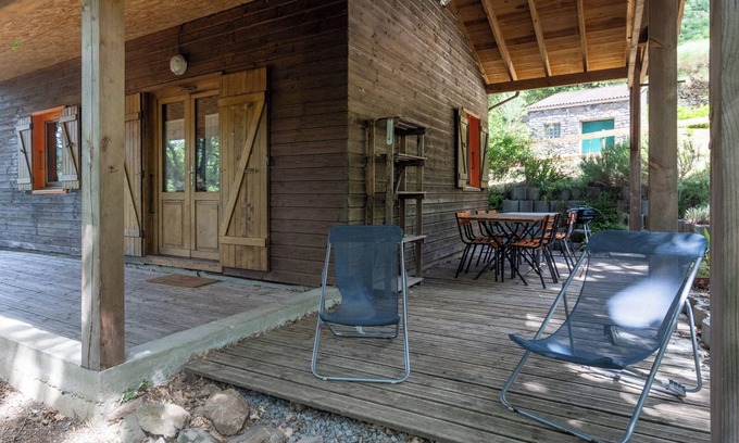 Darbres Casa | Casa de huéspedes 'Chalet Orange' con balcón y Wi-Fi