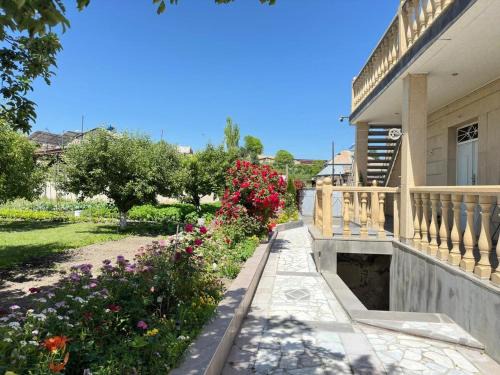 Sevan Apartamento | Guest House Chkalovka Garden