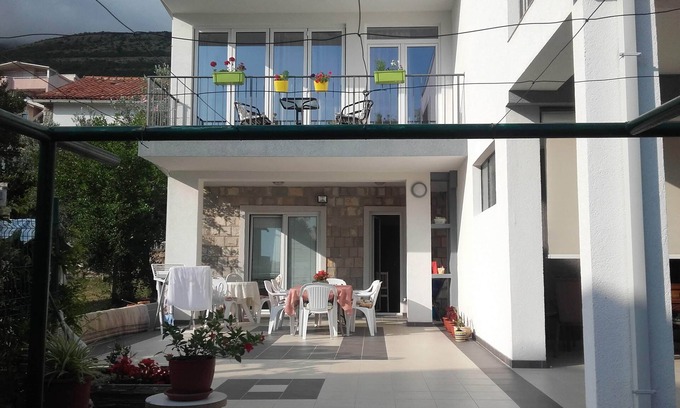 Petrovac Apartamento | Guest house Djonovic