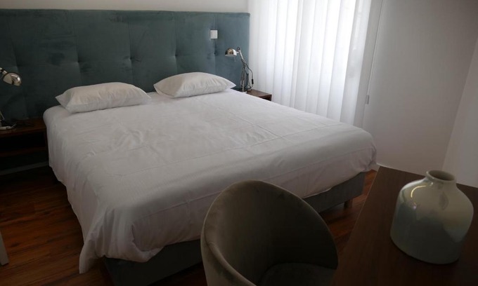 Leiria Cama Y Desayuno | Guest House Eça - Centro Histórico Leiria