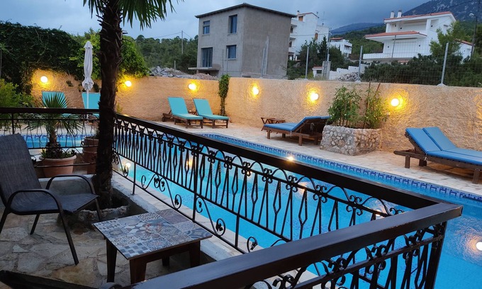 Almiros Casa | Guest House Kithairon