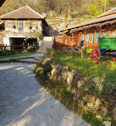Strmosten Casa | Guest House Lisinski Raj