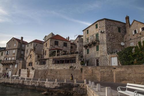 Komiza Casa | Guest House Marina