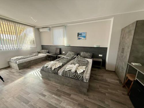 Ravda Casa | Guest house Napoli