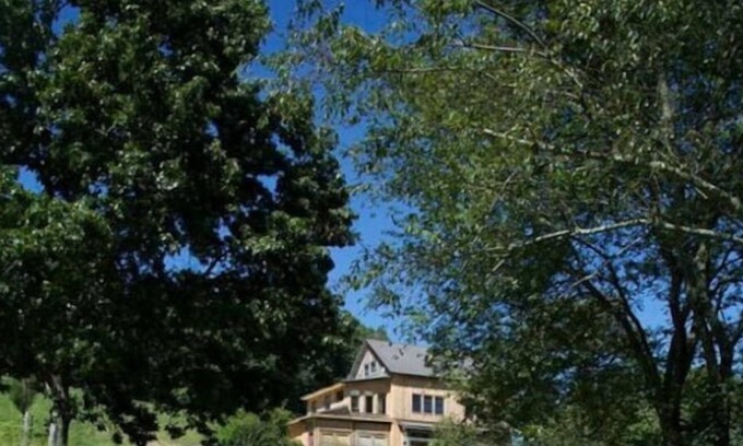 Pilot Casa | Guest House on Homestead near Floyd/Blacksburg