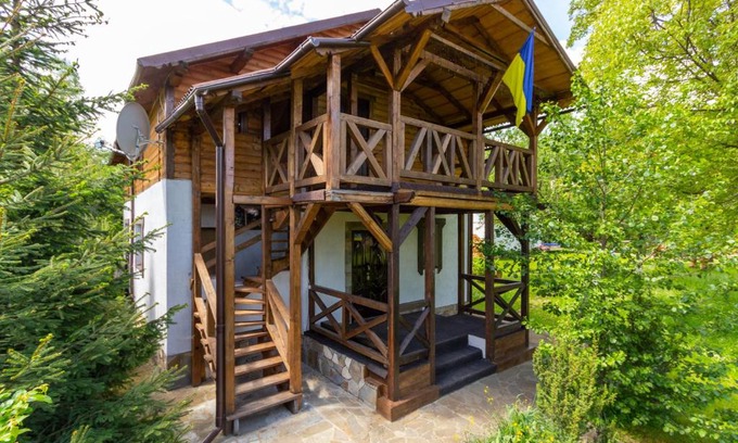 Yaremche Casa | Guest House Plai