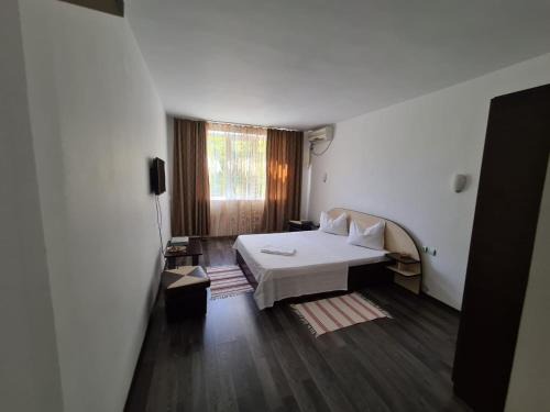 Maliuc Casa | Guest House Salcia