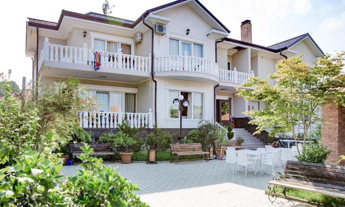 Kobuleti Casa | Guest House Sofia