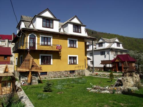 Yaremche Cabina | Guest House U Myrona