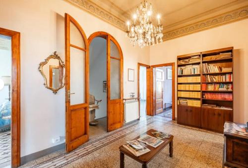 Vicopelago Villa | Guest House Villa Lenzi - Dimora Storica