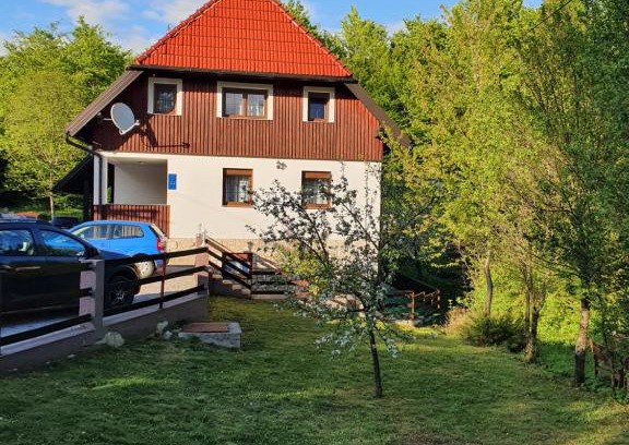 Mukinje Casa | Guest house Wolf II