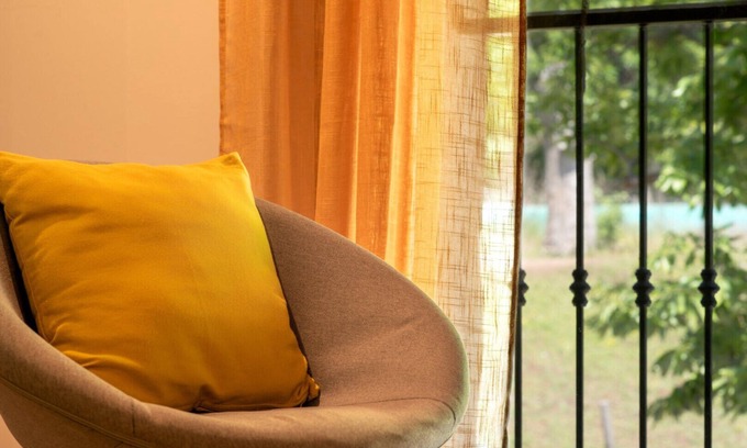 Saint-Pons Cama Y Desayuno | Guest Room 'La Grange 1' with Mountain View, Shared Pool and Wi-Fi
