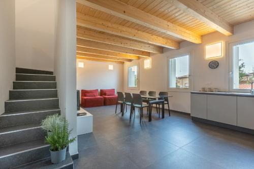 Ferrara Apartamento | GuestHost - Le Agavi - Apt X9 with Garage & Terrace