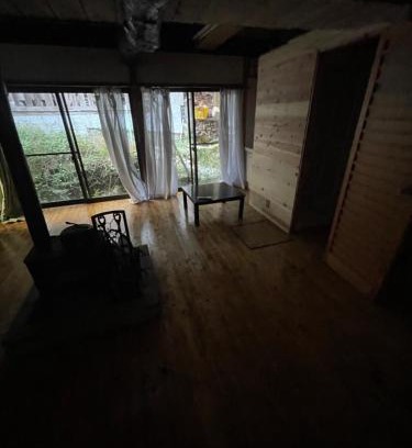 Aki Ward Casa | guesthouse 古民家の宿屋千鶴 1階2号室部屋貸し