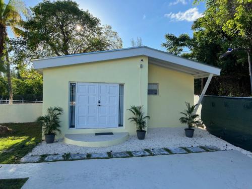 Adelaide Casa | Guesthouse, beautiful quiet location in Nassau
