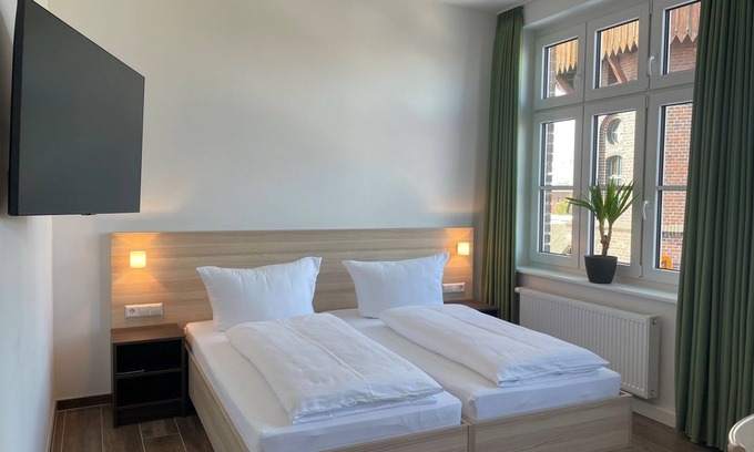 Pasewalk Apartamento | Guesthouse Besandung - Apartment 303 - Lokschuppen Pasewalk- Guesthouses with double rooms