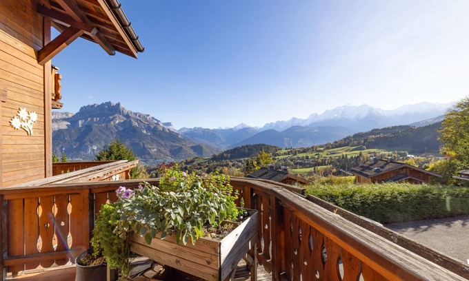 Cordon Cama Y Desayuno | Casa de huéspedes 'Chambre D'hôte Dans Un Chalet' con vistas a la montaña y Wi-Fi