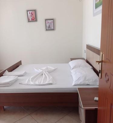 Divjake Casa | Guesthouse Fatos Biti