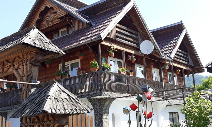 Vadu Izei Casa | Casa de huéspedes en el corazón de Maramures