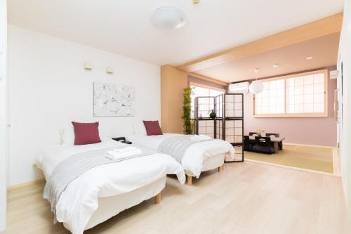 Karasumaoike Casa | GuestHouse MIYABI
