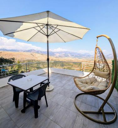 Lukove Casa | GuestHouse Panorama Nivice