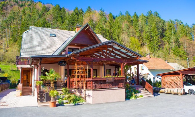 Dovje Casa | Guesthouse Veranda